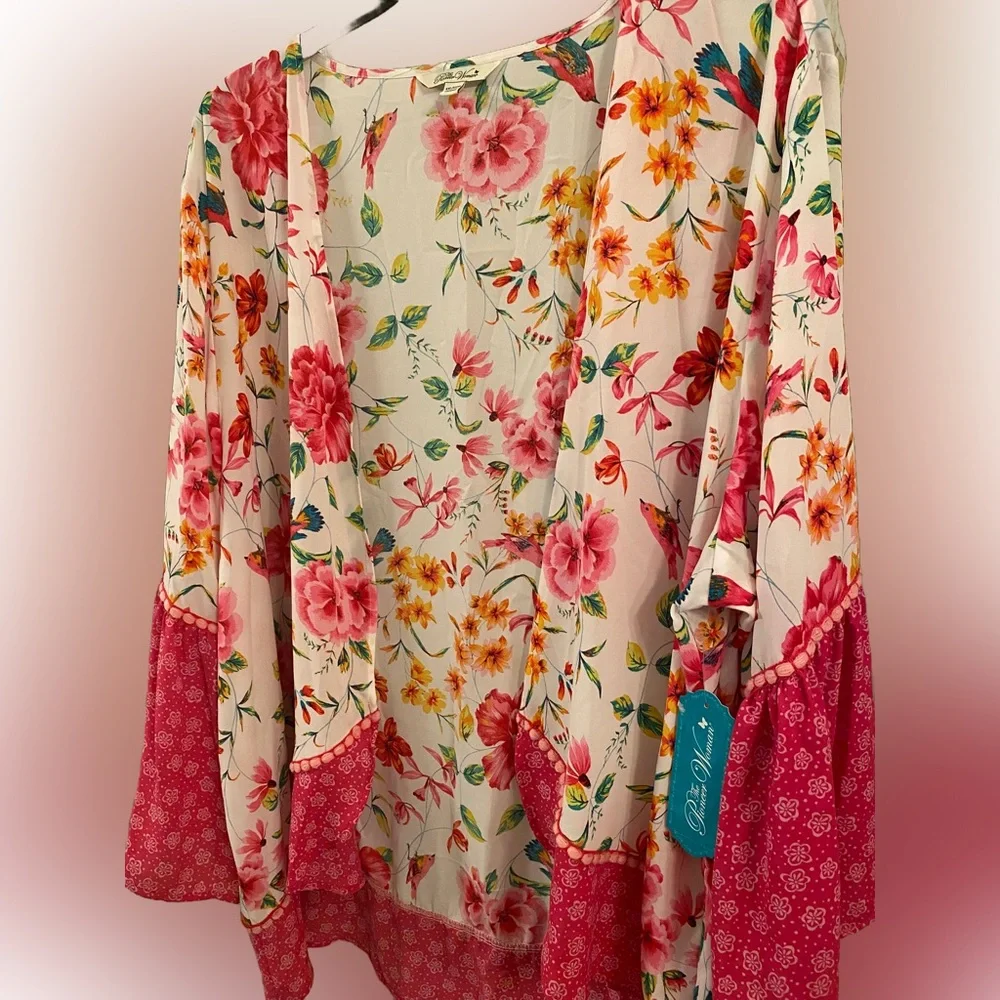 The Pioneer Woman Duster/Coverup with Bell Sleeves - Picture 4 of 6